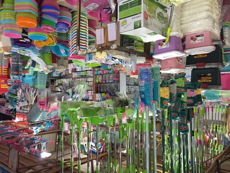 劳保用品供应：护航企业的安全屏障